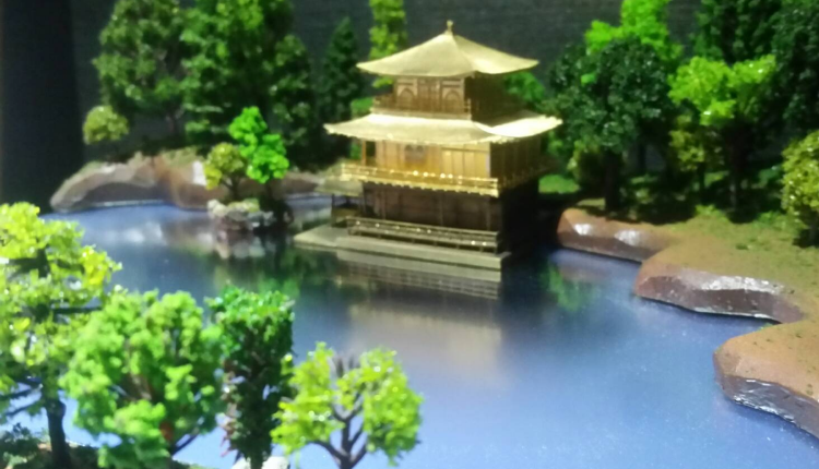 金閣寺庭園
